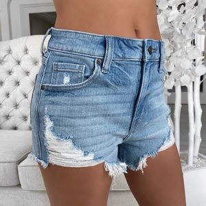 NWOT Ekattire Rylan Denim Shorts